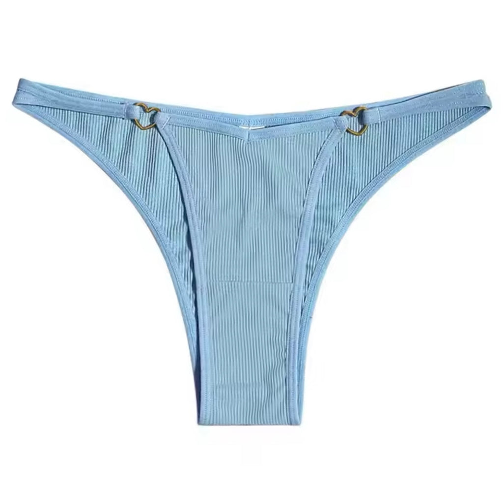 BLUE CRUSH - BRIEF